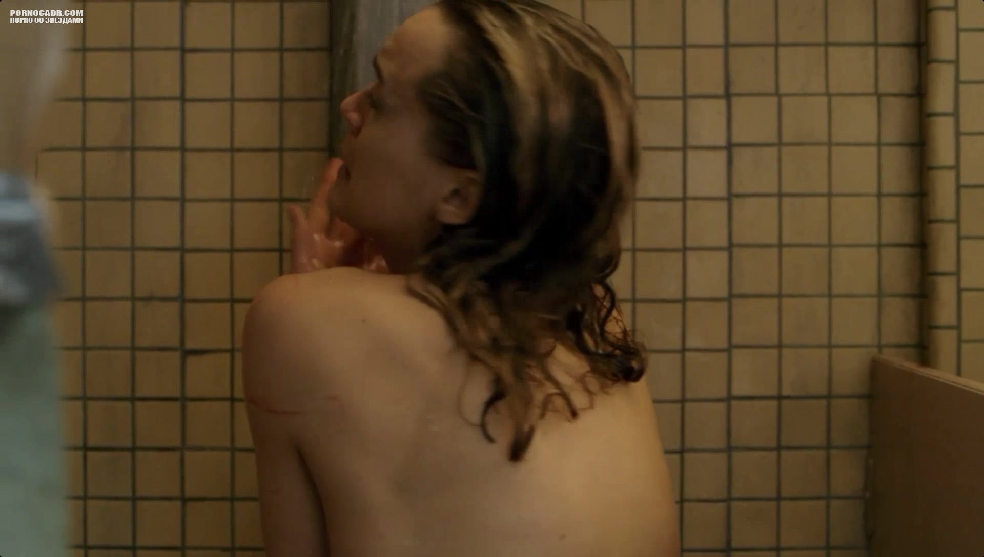 Taylor Schilling Shows Tits In Shower Orange Is The New Black