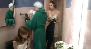 Мария Вальверде с голыми сиськами и Фабриция Сакки в ночнушке