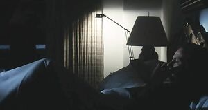 Мадонна встаёт с кровати