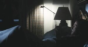 Мадонна встаёт с кровати