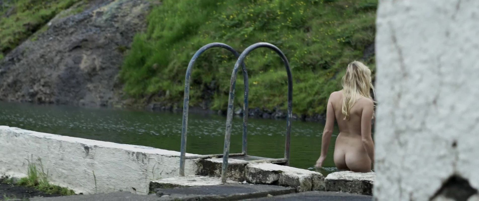 Порно сцена с Майкой Монро, Боке (2017), видео.