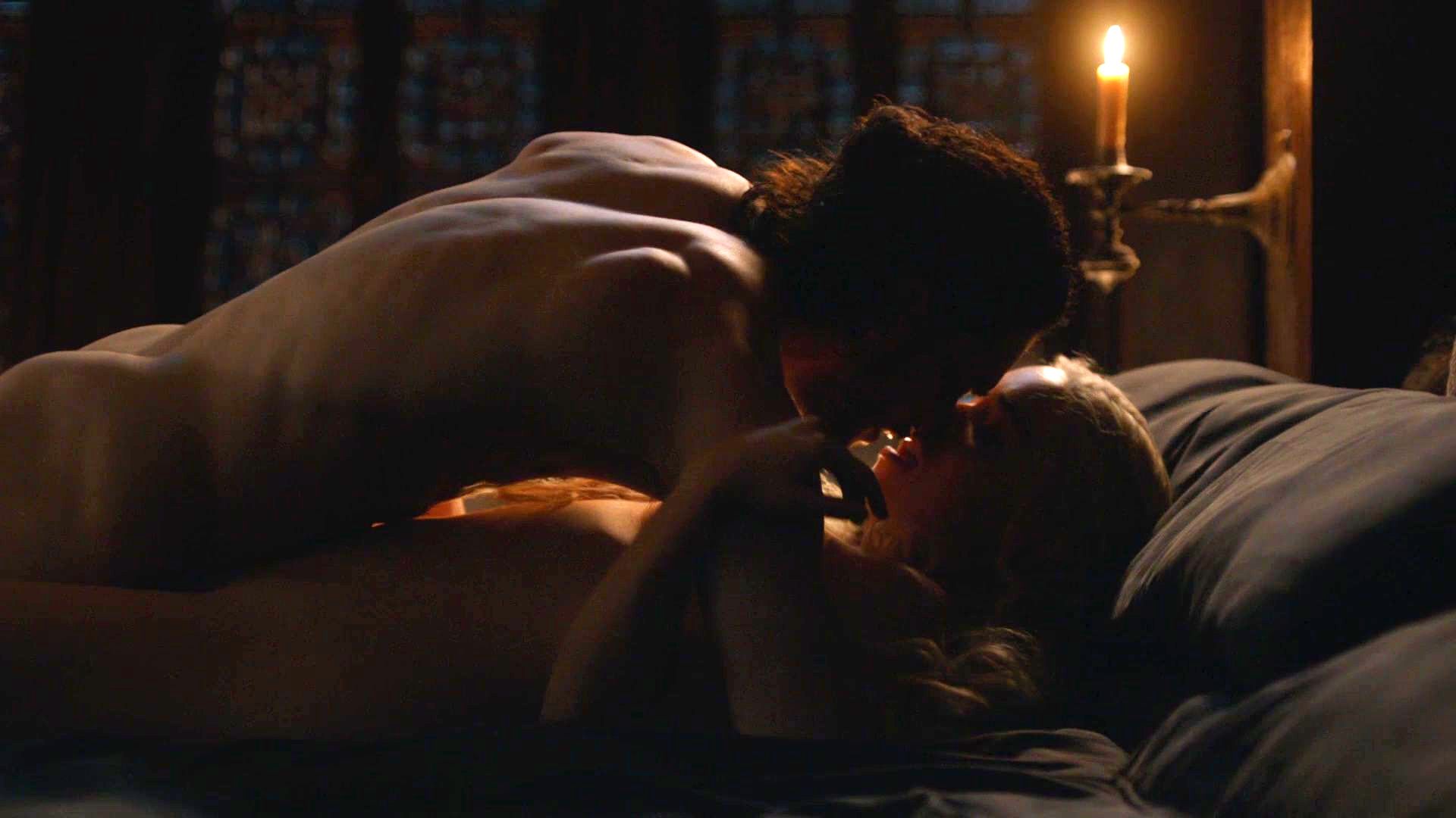 Emilia clarke game of thrones sex scenes